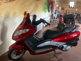 Novy skutr 250 ccm - 3