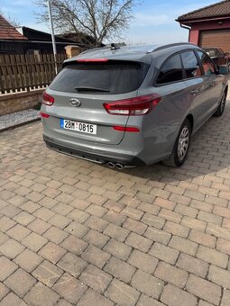 Osobní automobil HYUNDAI i30 - 3