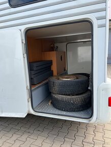 Obytné auto Mercedes Benz LMC  2,2l/96 kW - 3