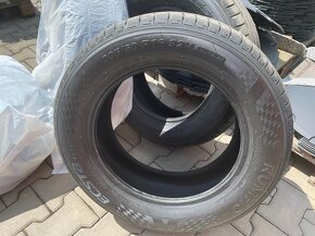 Nové pneu Kumho Ecsta PS71 205/60 R16 92V letní - 3