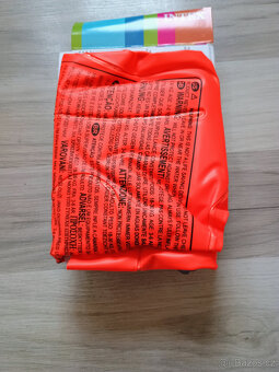 Dětská nafukovací vesta Intex červená - 3
