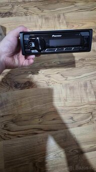 Autorádio Pioneer MVH-S320BT - 3