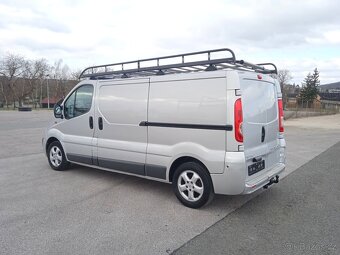 OPEL VIVARO LONG 2,5 CDTI 107kW RV2011 VELKÁ VÝBAVA 1MAJITEL - 3