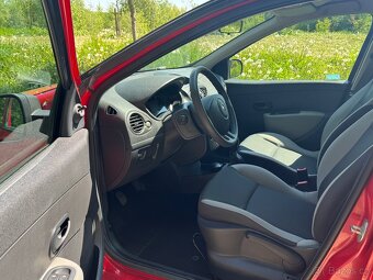 Renault Clio 1.2 benzín 50tkm - 3