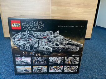 Lego 75192 Millenium Falcon UCS - 3