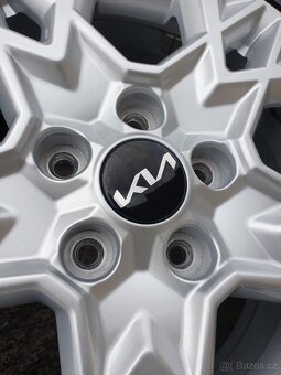 Kia Ceed 5x114,3 205/55/16 zimní - 3