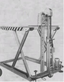 Nůžkový hydraulický zvedák 1,5 t přetěsněný a nový olej - 3