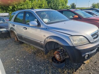 KIA SORENTO 2.5 CRDI - 3