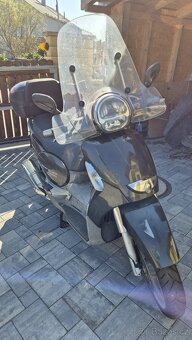 Scarabeo 500 Light - 3