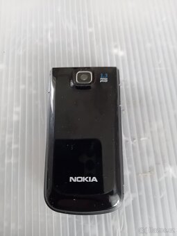 Nokia 2720a - 3