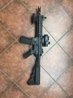 Celokovová Airsoftová Zbraň - M4 + výbava k ní - 3