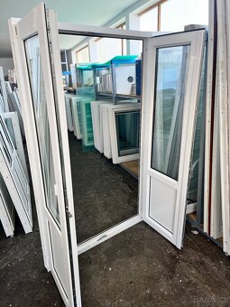 TERASOVÉ PLASTOVÉ DVOUKŘÍDLÉ DVEŘE OTV VEN 128x209-257 - 3