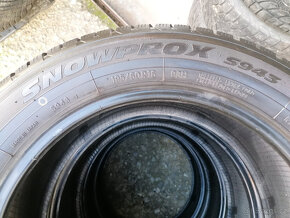 Zimní pneu = 195/60 R16 = TOYO - 3
