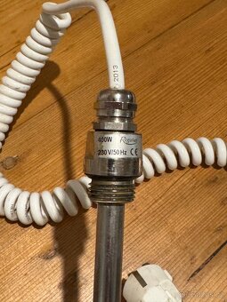 Regulus topné těleso do radiátoru 400W - 3