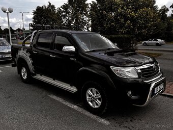 🚗 TOYOTA HILUX 2.5 D-4D 4x4 - 3