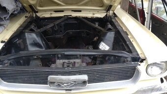 Ford Mustang - 3