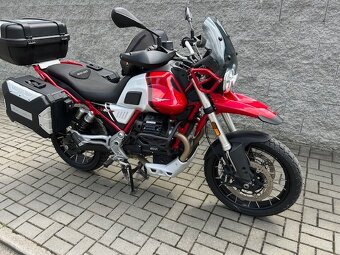 Moto Guzzi V85tt - 3