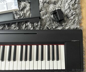 Prodám: Piano - Yamaha NP- 15 - 3