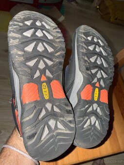 dětské nepromokavé boty KEEN, vel.34 - 3