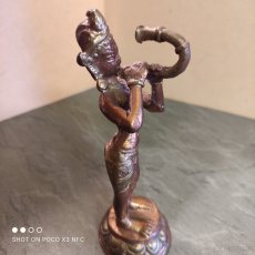 Socha, soška, těžítko - hudebnice Indie - 3