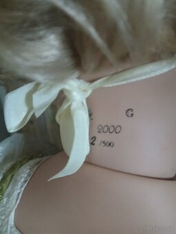 Porcelánová panenka. - 3