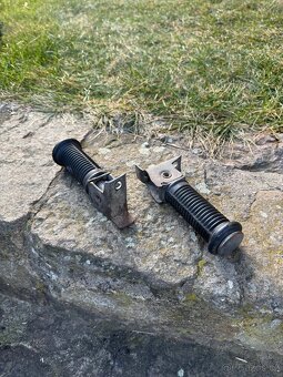 Zadní stupačky Simson S51 - 3