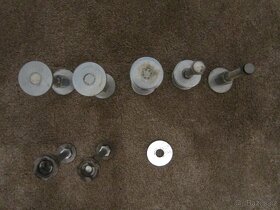 NÁBYTKOVÉ NOŽIČKY - 3