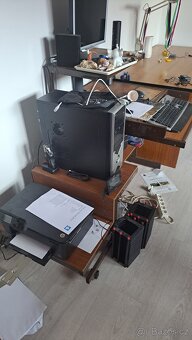 Počítačový stůl - 3