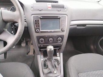 Škoda Octavia 1.6 - 3