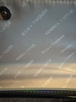 Krásná kabelka kendall&kyle jenner - 3