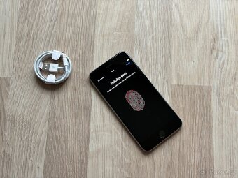 Apple iPhone 6s Plus 32 GB Space Gray - Čtěte - 3