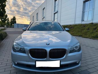BMW 740 2012 - 3