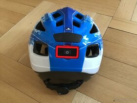 Cyklistická helma s blikačkou - 3