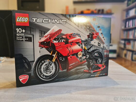 LEGO® Technic 42107 Ducati Panigale V4 R (balíkovna 30kč) - 3