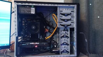 Prodám herní PC s herní klávesnicí herní myší podložkou - 3