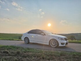 Mercedes-Benz C350cgi 4matic - 3