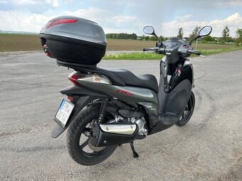 Honda SH 300 - 3
