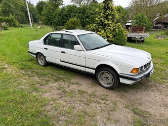 BMW 730i e32 - 3