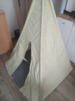 Dětské teepee s motivem dubových listů a ušitou matrací - 3