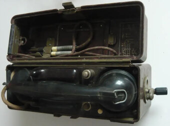 Vojenský polní telefon na kličku ČSLA TP25 - 3