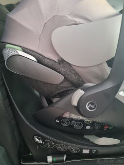 Autosedačka Cybex s otočnou základnou - 3