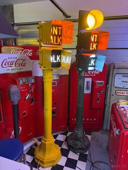 Semafor USA oroginál vč. sloupu (ŽLUTÝ) - 3