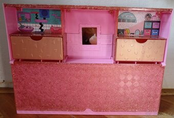 L.O.L. Surprise nákupní centrum + panenky - 3