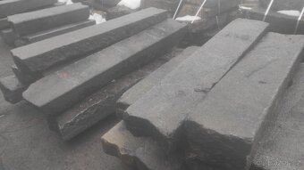 Staré kamenné obrubníky, obruby, žulové obrubníky, 200 bm - 3