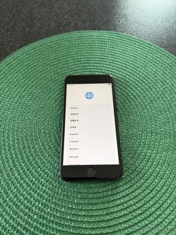 Prodám iPhone 8 Plus 256 GB vesmírně šedý - 3