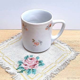 STAROŽITNÝ HRNEK JUDIKA - 3