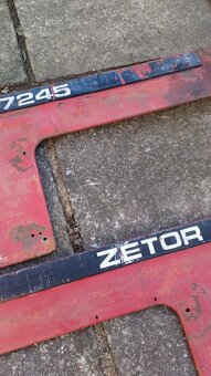 Zetor 7245 kapotáž - 3