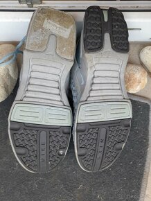 Tenisky vhodné na cvičení, vel. 40 zn. Nike - 3