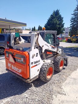 Smykem řízený nakladač Bobcat S570 - 3