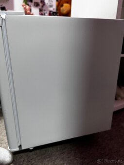 Minilednička Philco PSB 401 EW CUBE - 3